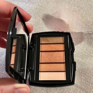 Luxurious Eyeshadow Palette with Warm Tones lancome new